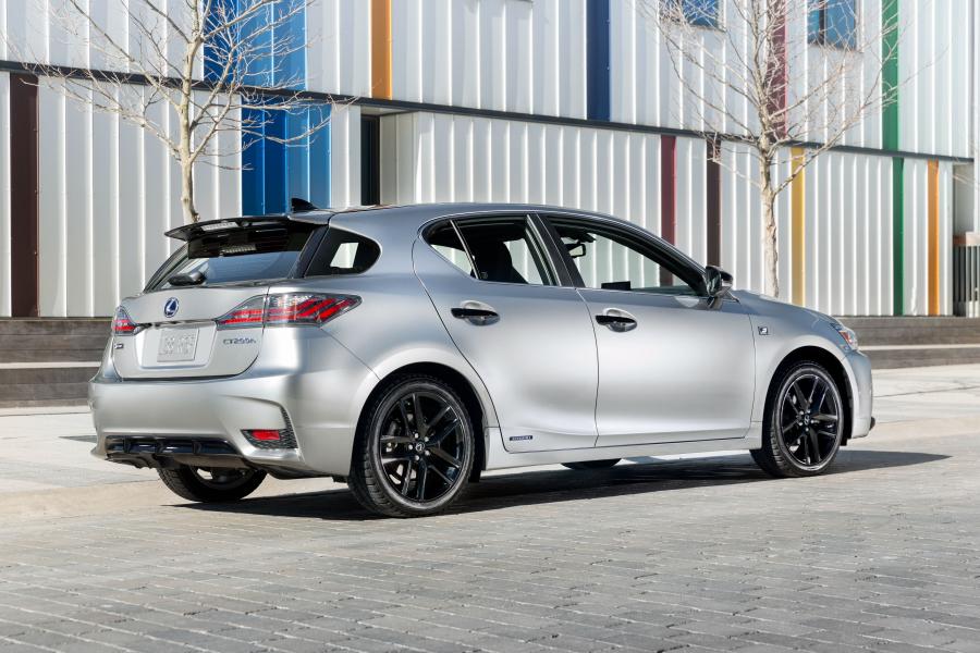  Lexus CT200h F-Sport Special Edition 2016 года  (фото 2 из 14)